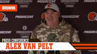 Alex Van Pelt on Baker Mayfield: "He's looked very good at practice"