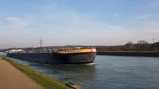 Schiffe auf dem Wesel Datteln Kanal