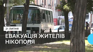 Обстріли Нікополя: жителі евакуюються з міста