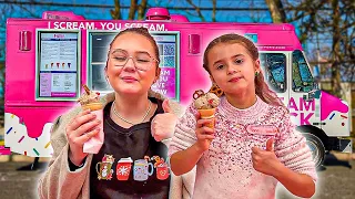 Ruby and Bonnie have fun day in the Museum of Ice Cream