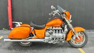 ( loudest bike straight pipe ) 1997 Honda Valkyrie