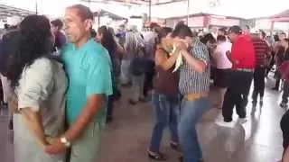 Bailando en la Plaza Típica, Video 2   San Pedro Sula La Mejor Ciudad de Centro América