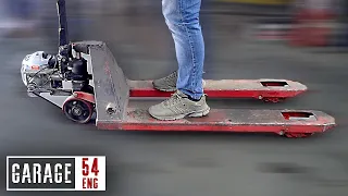 We motorize a pallet jack