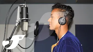 Exclusive Jaafar Jackson Interview Outtake: Soulful Acapella "Got Me Singing"