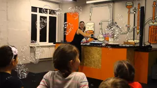 Экспериментаниум - Шоу мыльных пузырей (3)