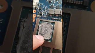 If you see this on your heatsink replace Thermal Paste away! #Kryonaut #laptopgaming #shorts