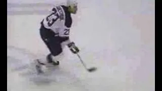 1998-99 Round 1/Game 7: Dave Andreychuk Goal