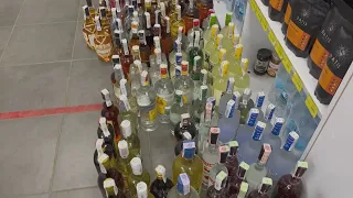 Майже 100 тисяч літрів на 100 мільйонів грн: правоохоронці Донеччини вилучили нелегальний алкоголь