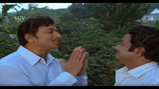 Dr. Rajkumar Beautifully Explaining Purandara Dasa Keerthane | Ade Kannu Kannada Movie Scene