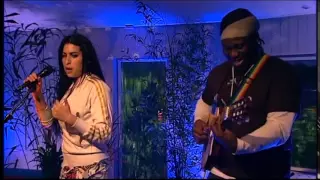 Amy Winehouse - Stronger Than Me Acoustic feat. Femi Temowo 2004