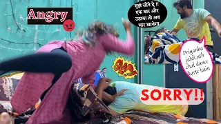 WAKING UP PRANK on WIFE | GONE "HORRIBLY WRONG" / Biwi ne bahut "PELA" / funkie couple