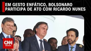 Em gesto enfático, Bolsonaro participa de ato com prefeito de São Paulo | CNN 360º