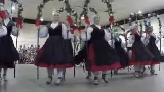 Oinkari Basque Dancers