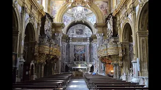 Церковь Сан Грегорио Армено в центре Неаполя
