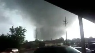 New Footage of Tuscaloosa tornado .Very close too scary