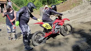 HONDA CR500R VS KAWASAKI KX500 VS HARLEY DAVIDSON HILLCLIMB RACE AT MONSON MASS