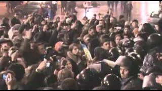 День Свободи на Майдані. Сутички з Беркутом 22.11.2011