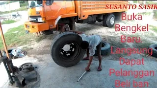 Proses Ganti Ban Truk Fuso||Bengkel Baru