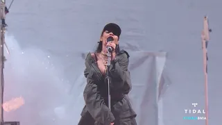 Rihanna - Love On The Brain Live at Made in America 2016