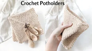 The Best Modern Double Thick Crochet Potholders Tutorial + Free Crochet Pattern