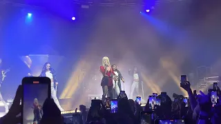 Ava Max - Kings & Queens [Live @ Fabrique Milano 15-05-2023]