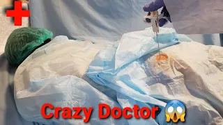 Сделал Выстрел Большой Иглой Санитарке.Пришлось бежать.Crazy Doctor