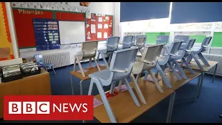 Pressure to delay primary school return after London U-turn - BBC News