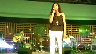 Breakup Song, Jonita Gandhi live at SGC - Seawoods Grand Central Mall, 9th April 2017