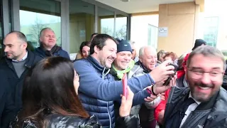 Matteo Salvini in visita a Viano: "Riaprire i presidi di sanità chiusi in montagna"