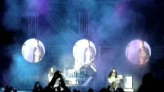 Blink 182 - All the small  things live @ Leeds Festival 2010