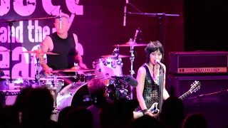 Joan Jett and the Blackhearts - I Hate Myself for Loving You - 8/22/2015