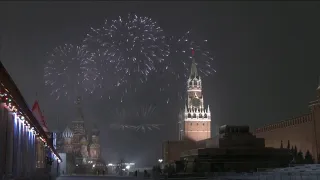 Snow-hit Moscow celebrates New Year with fireworks over empty Red Square