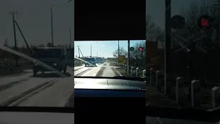 Проезд ж/д переезда на запрещающий сигнал светофора в Советске