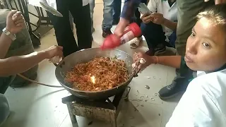 Trainers practice making chicken 🐔 roll    @RSETI Diphu town , 28th Feb 2023 (day 6th) 🐔🥐🥕🥚🥔🧅🥬🫑🌶️🍋🍀🍅