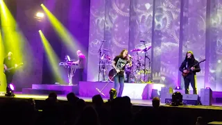 Dream Theater - "About to Crash" (live)