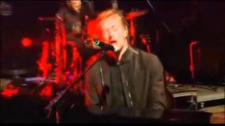 Coldplay - Square One (live at Glastonbury Festival 2005)