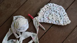 Crochet Half Circle Ribbed Rag Rug for kitchen or bathroom. Semi circle rag rug, crochet.#crochet