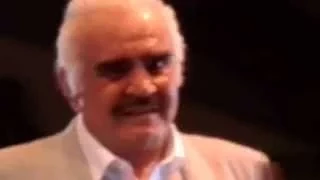 Vicente Fernandez llora en su ultimo concierto