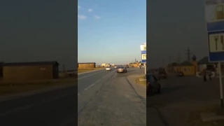 Авария В Чечне самолет-кукурузник влетел в автомобиль!