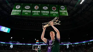 ¡Histórico! La banderola del título de Champions Basketball League del Unicaja cuelga en el Carpena