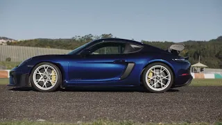 Porsche 718 Cayman GT4 RS - Driving, Exterior & Interior