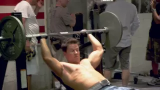 Pain & Gain | Featurette | Beefing Up