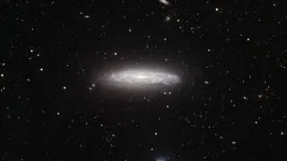Zooming Into Galaxy NGC 4666 [720p]