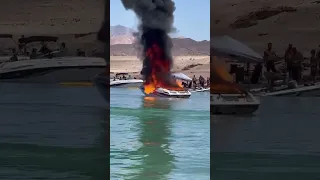 Boat fire Callville Bay, Lake Mead..😬