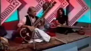 BBC live Performance - Pandat Nikhil Banerjee - Raag Bhairavi.mp4