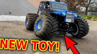 worlds best RC Monster Jam Truck (broke it!)