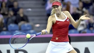 Sharapova beats Pliskova in Fed Cup final,Prague