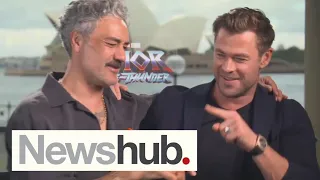 Chris Hemsworth, Taika Waititi interview with NZ journalist takes BIZARRE turn | Newshub