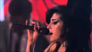 Amy Winehouse - Stronger than me (live)