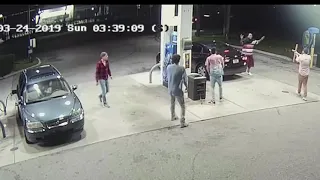 MUST WATCH: Spring breakers turn tables on armed robber at Florida gas station